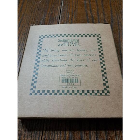 New Southern Living Home Bead Snowflake Magic Ornament Embellish Iridescent Whit - Picture 7 of 7